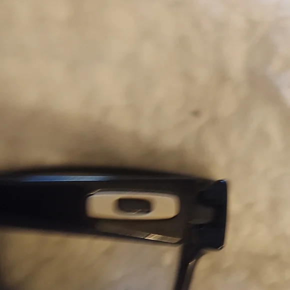 Oakley Airdrop Eyewear in Sleek Black - Picture 5 of 7